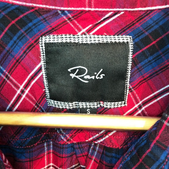 Rails Plaid 100% Rayon shirt - Picture 6 of 7